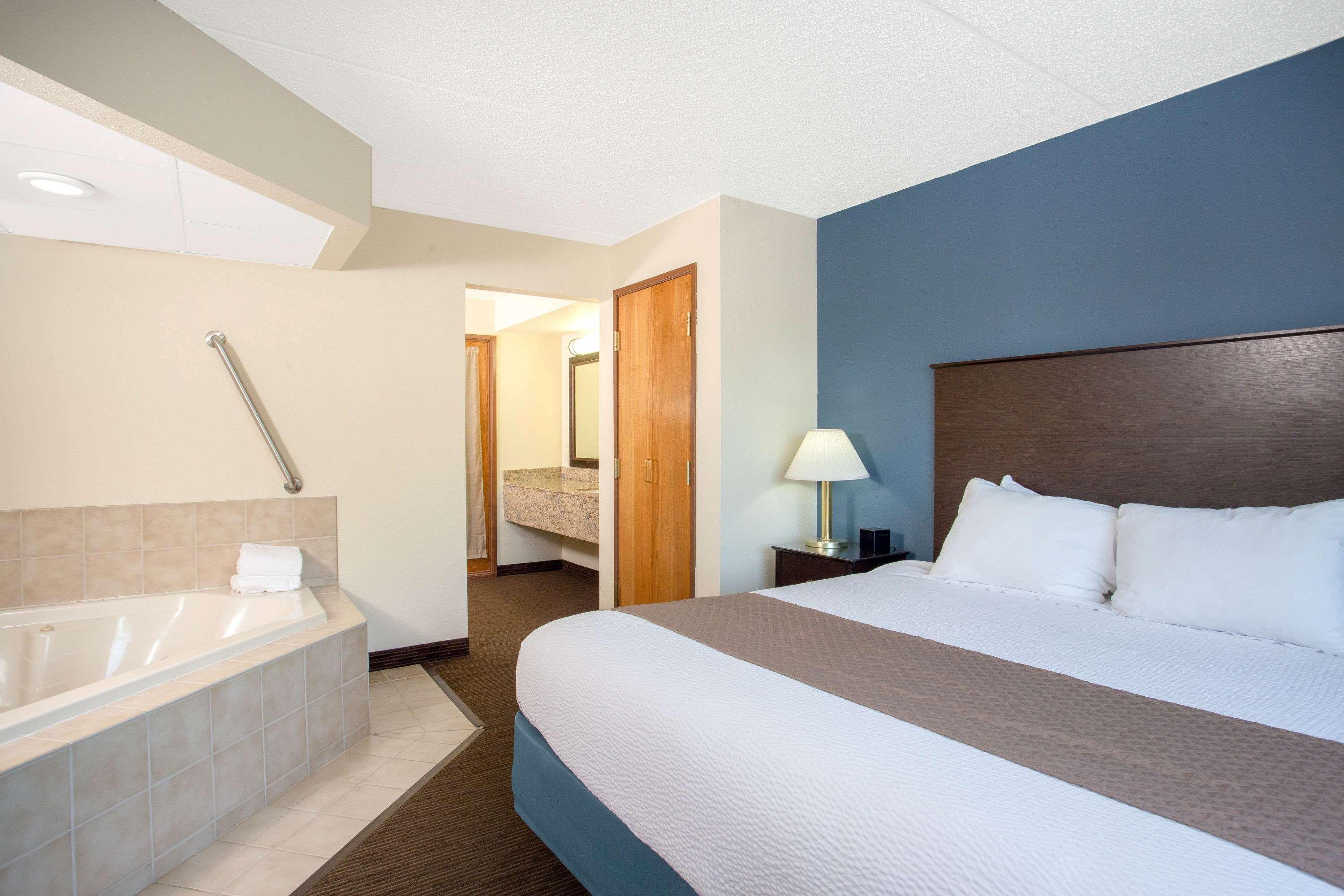 Americinn By Wyndham Green Bay West Eksteriør billede